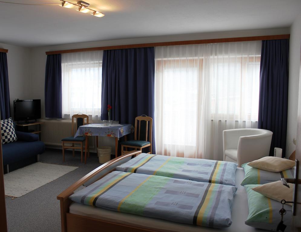Pension Leitner Hofen Ruang foto